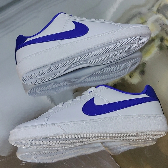 NEW NIKE COURT ROYAL WOMENS SIZE 8.5 - Picture 4 of 7